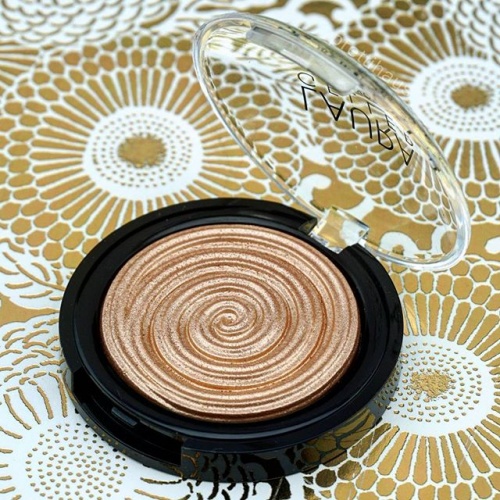 2017-02-07_laurageller_gildedhoney_lauragellercosmetics_lauragellerbeauty_illuminator_highlight_highlighter_glow_gold_bakedgelato_makeup_igmakeup_instamakeup_cosmetics_beauty