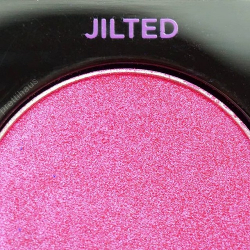 2018-09-05_PinkWednesday_onwednesdayswewearpink_makeup_igmakeup_instamakeup_instabeauty_motd_motdmakeup_makeupoftheday_makeupofinsta_flatlay_makeupflatlay_slaytheflatlay_prettihaus_ud