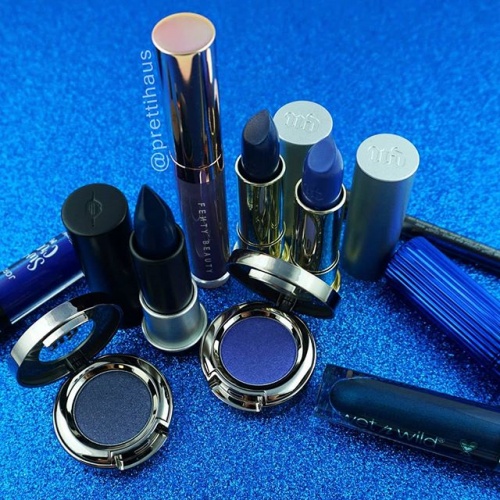 2020-04-17_shopmystash_prettihaus_makeup_igmakeup_instamakeup_instabeauty_motd_motdmakeup_makeupoftheday_makeupofinsta_flatlay_makeupflatlay_slaytheflatlay_makeuptowakeup_beautycommunity